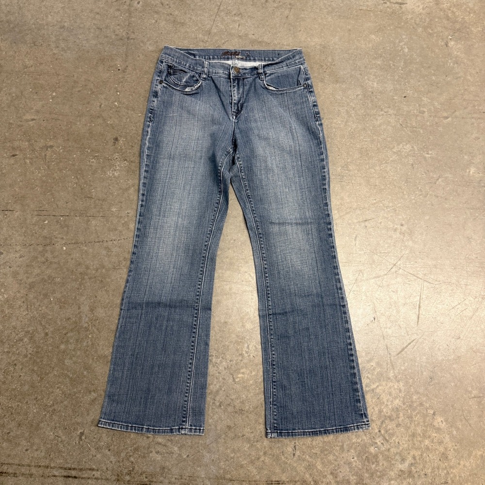 Fostel Jeans Co Womens Size 10 Medium Wash Bootcut Denim Blue Jeans Embroidered